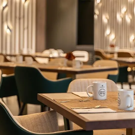 Eurostars Ambassador Otel