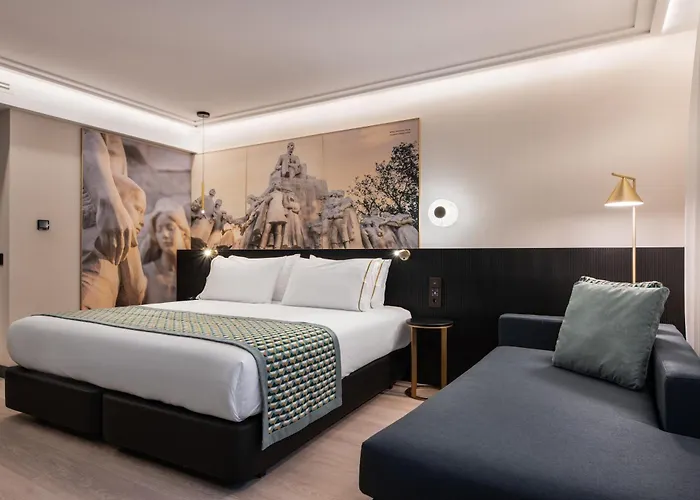 Eurostars Ambassador Hotel 4*