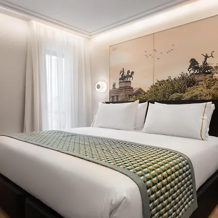 فندق Eurostars Ambassador 4*