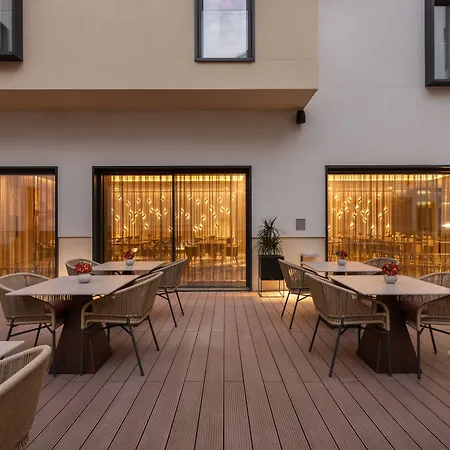 Eurostars Ambassador Szálloda 4*