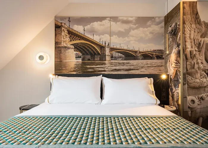 酒店 Eurostars Ambassador 4*