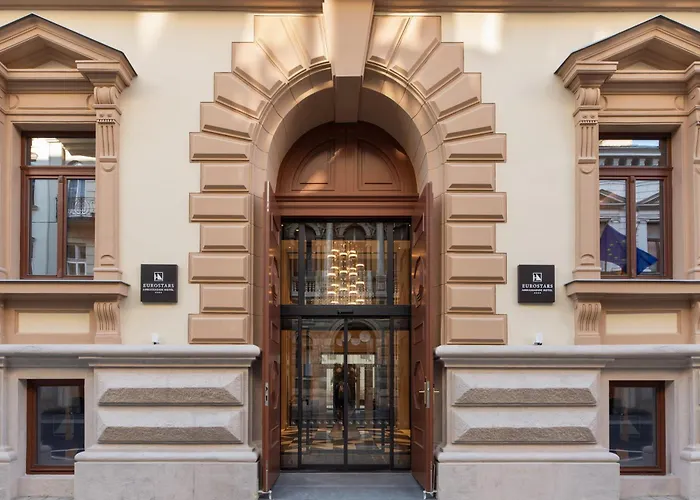 Eurostars Ambassador 酒店