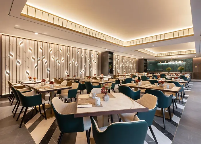 Eurostars Ambassador 酒店