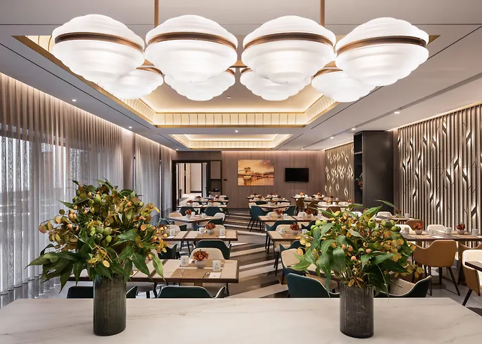 Eurostars Ambassador 酒店